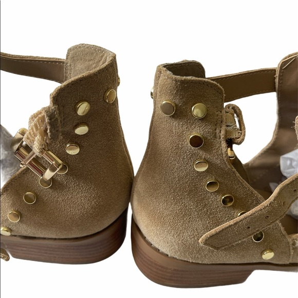 Carlos Santana Blake Tan Cut Out Ankle Boots NWT - Picture 13 of 13